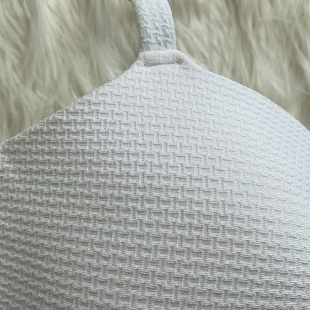 Shade & Shore‎ | White Bikini Top - Picture 5 of 10